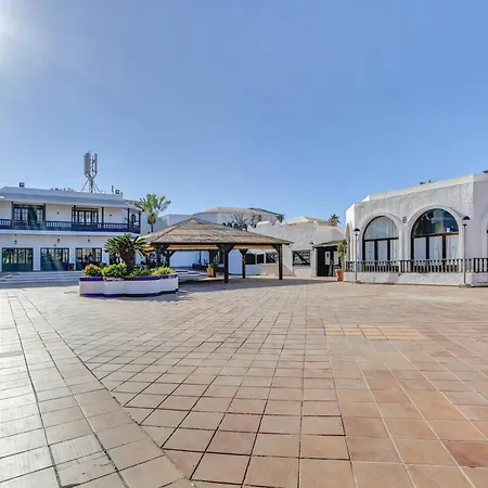 Oasis Duna Casa Maho Апартаменты *